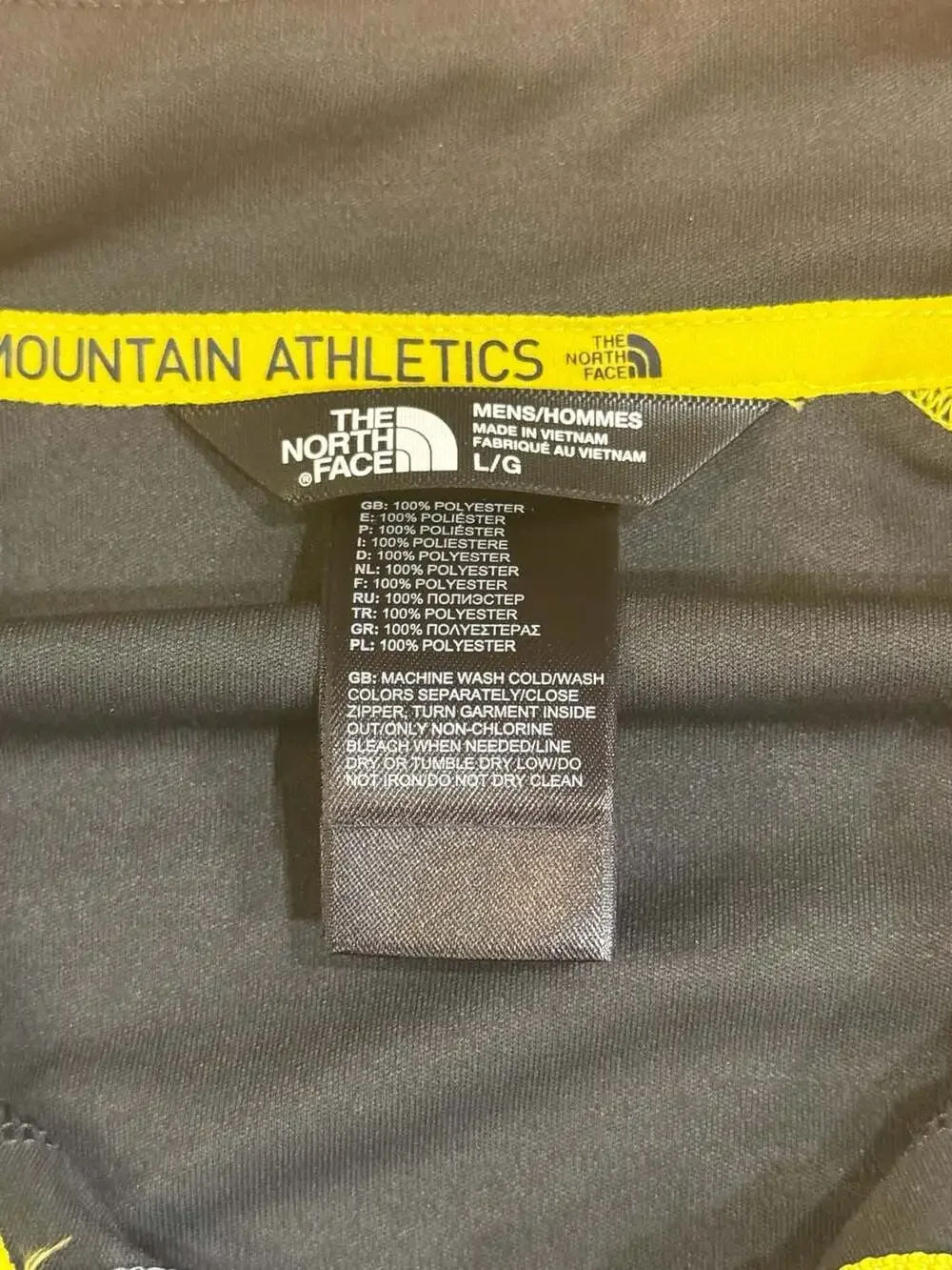 The North Face Mountain Athletics Full Zip Softshell Jacket
